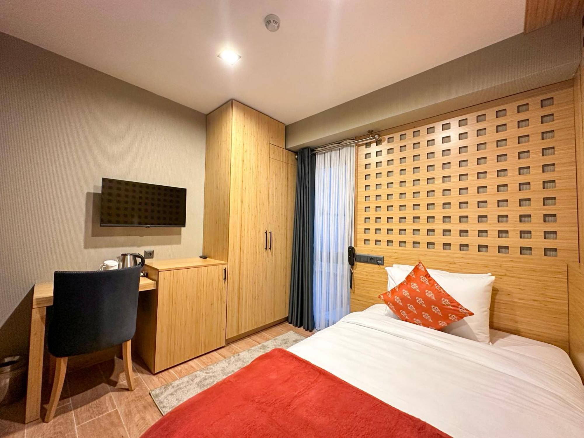 Mihman Hotel อิสตันบูล ภายนอก รูปภาพ