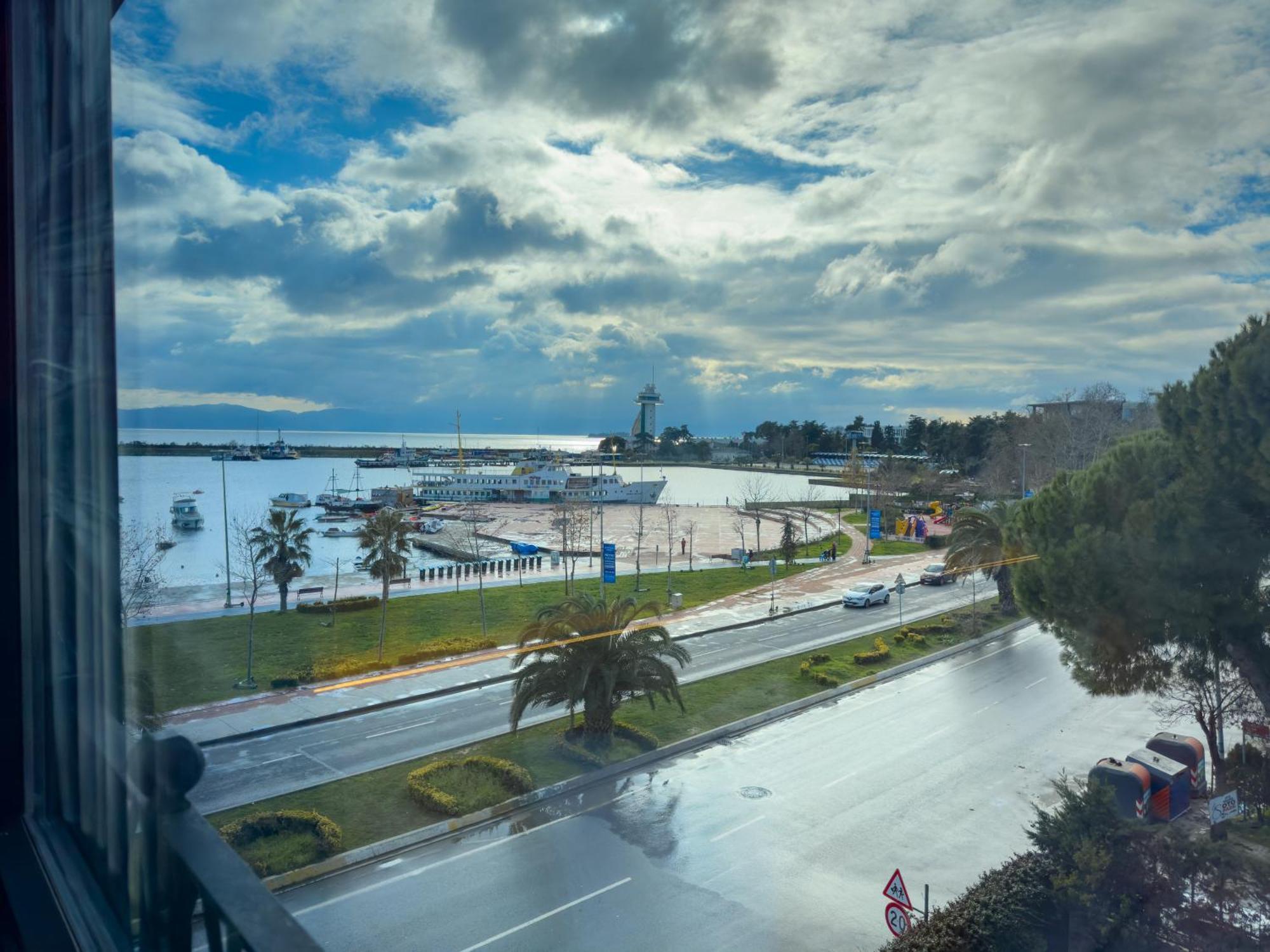 Mihman Hotel อิสตันบูล ภายนอก รูปภาพ