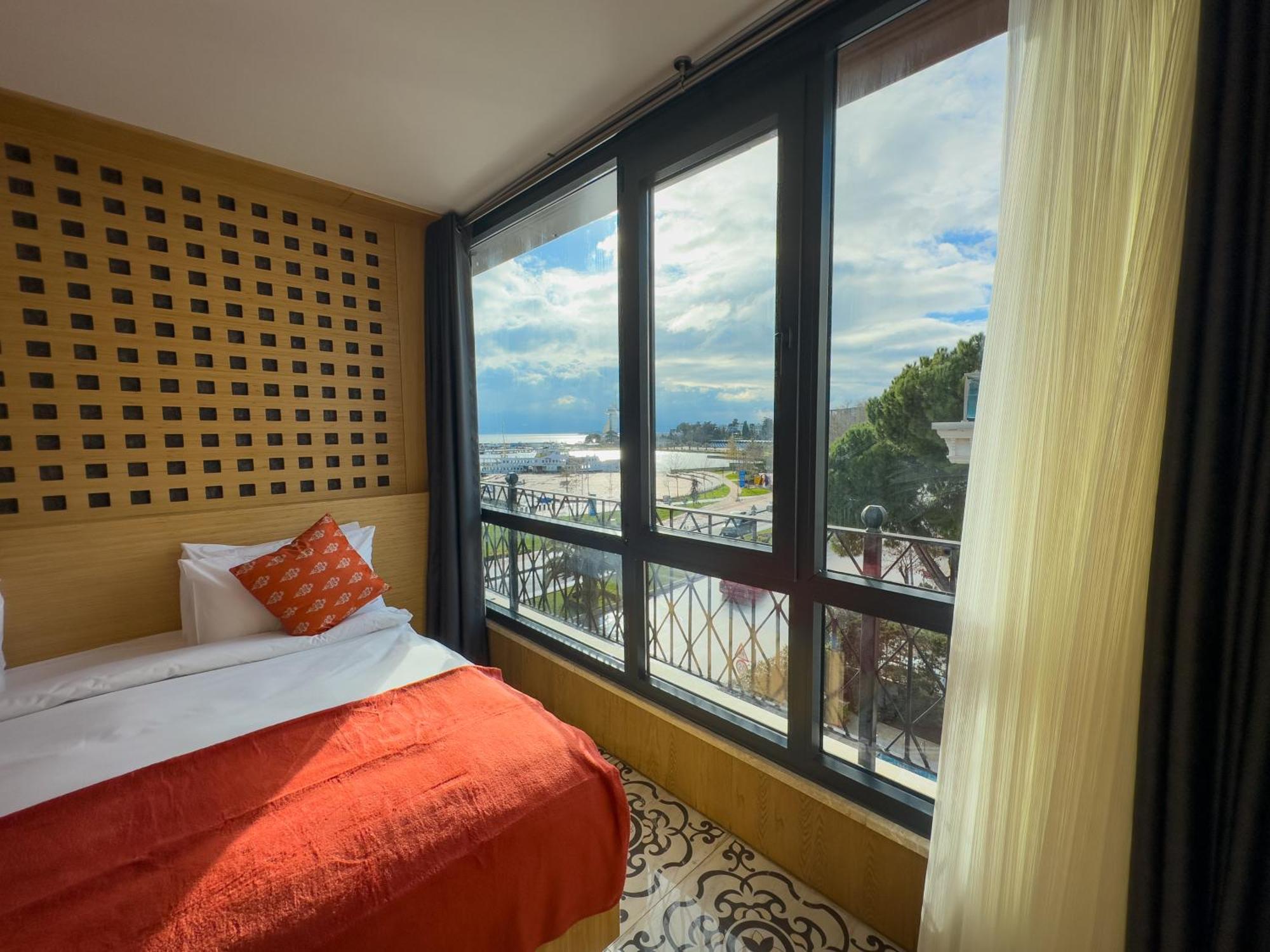 Mihman Hotel อิสตันบูล ภายนอก รูปภาพ
